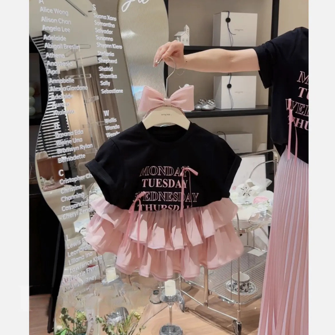 Girls' Pleated Skirt Western Style Letter T-shirt Two-piece Suit — photo 10