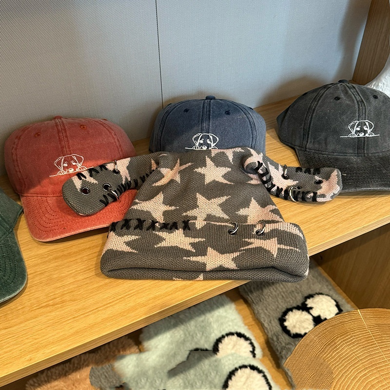 Yabifeng Metal Hoop Star Rabbit Ear Knitted Hat — photo 5