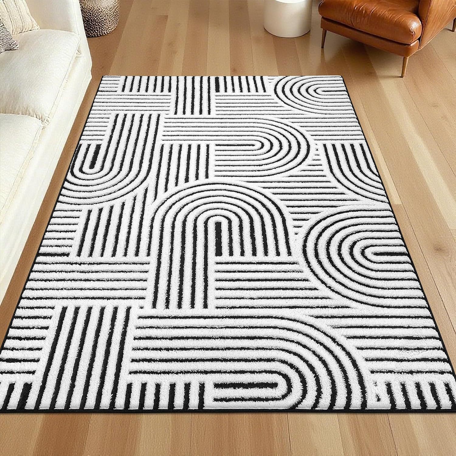 Soft-Touch Minimalist Rug — photo 10
