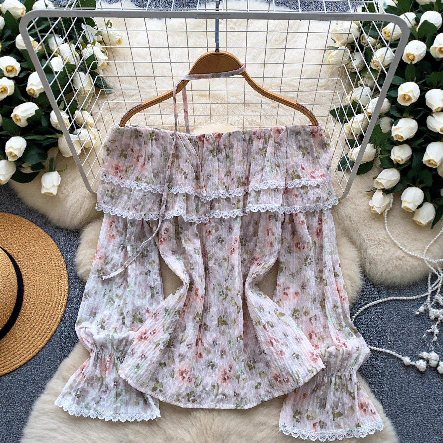 Womens Lace-Patchwork Ruffled Flare-Sleeve Floral Blouse — photo 7