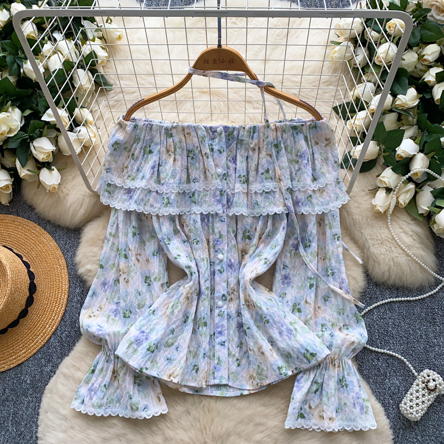 Womens Lace-Patchwork Ruffled Flare-Sleeve Floral Blouse — photo 8