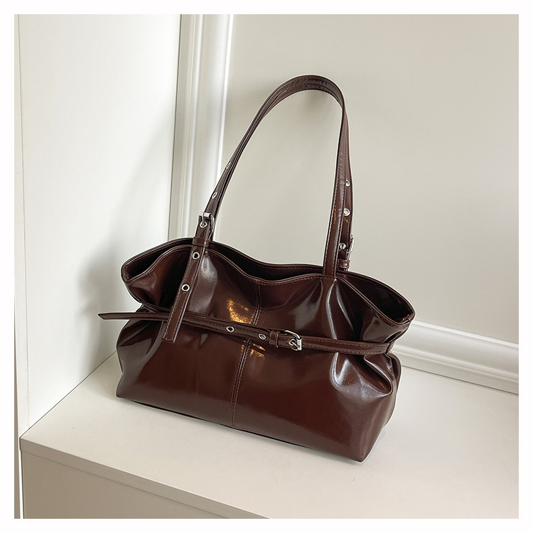 Retro Korean-style Leather-buckle Handbag With Shoulder Strap — photo 8