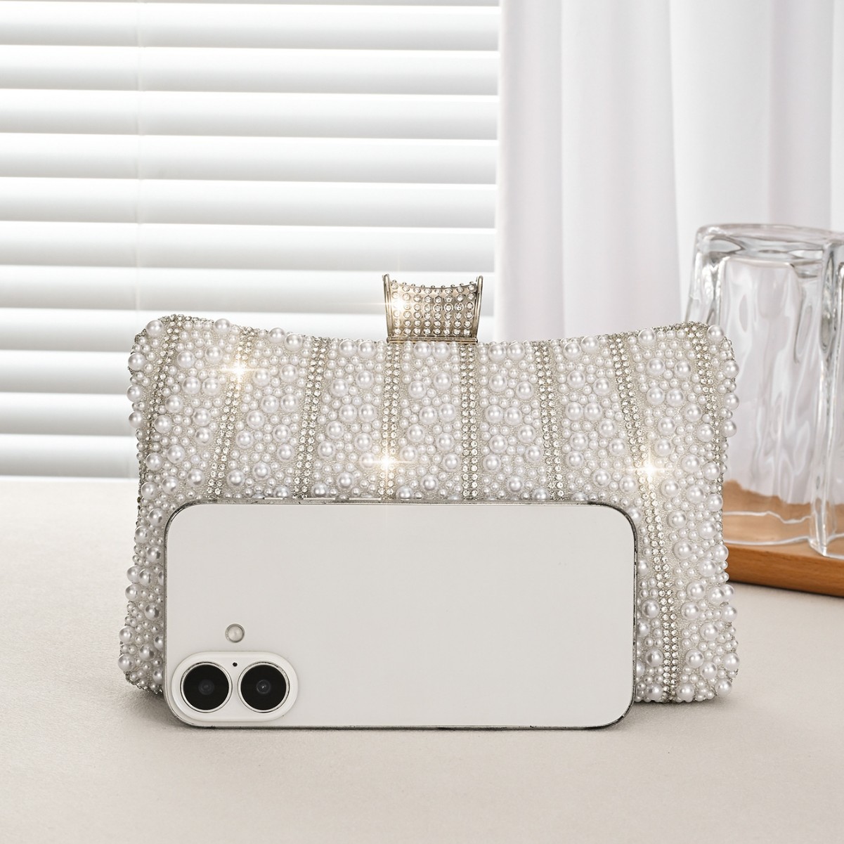 Pearl-embellished Diamond-studded Womens Chain Tote Crossbody Bag — photo 6