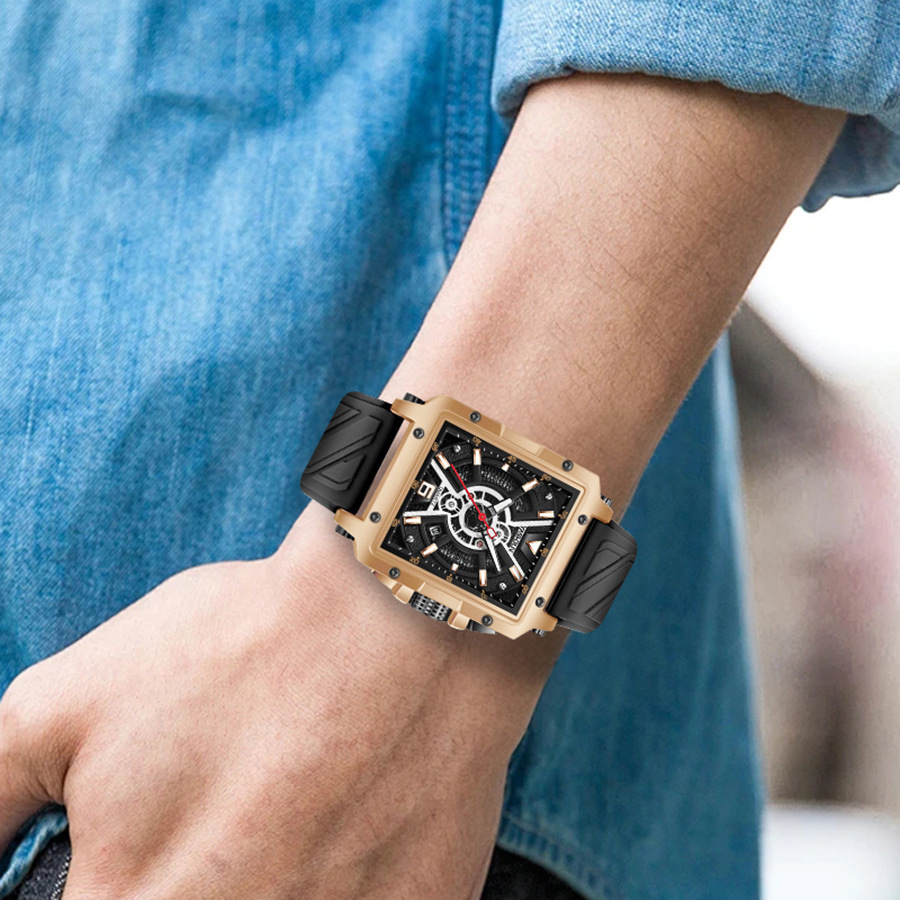 Fashionable Mens Watch With A Large Square Dial — photo 3